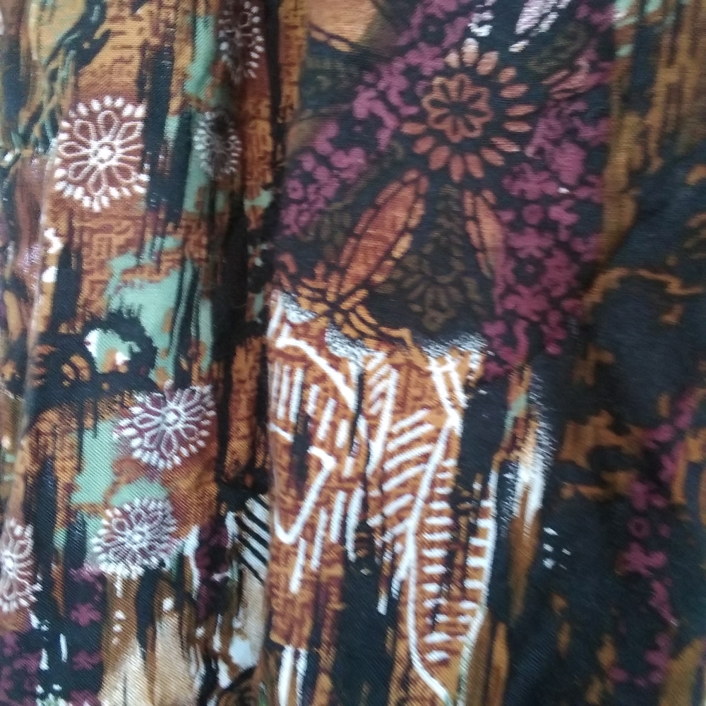 Capris - Picture 5 of 7